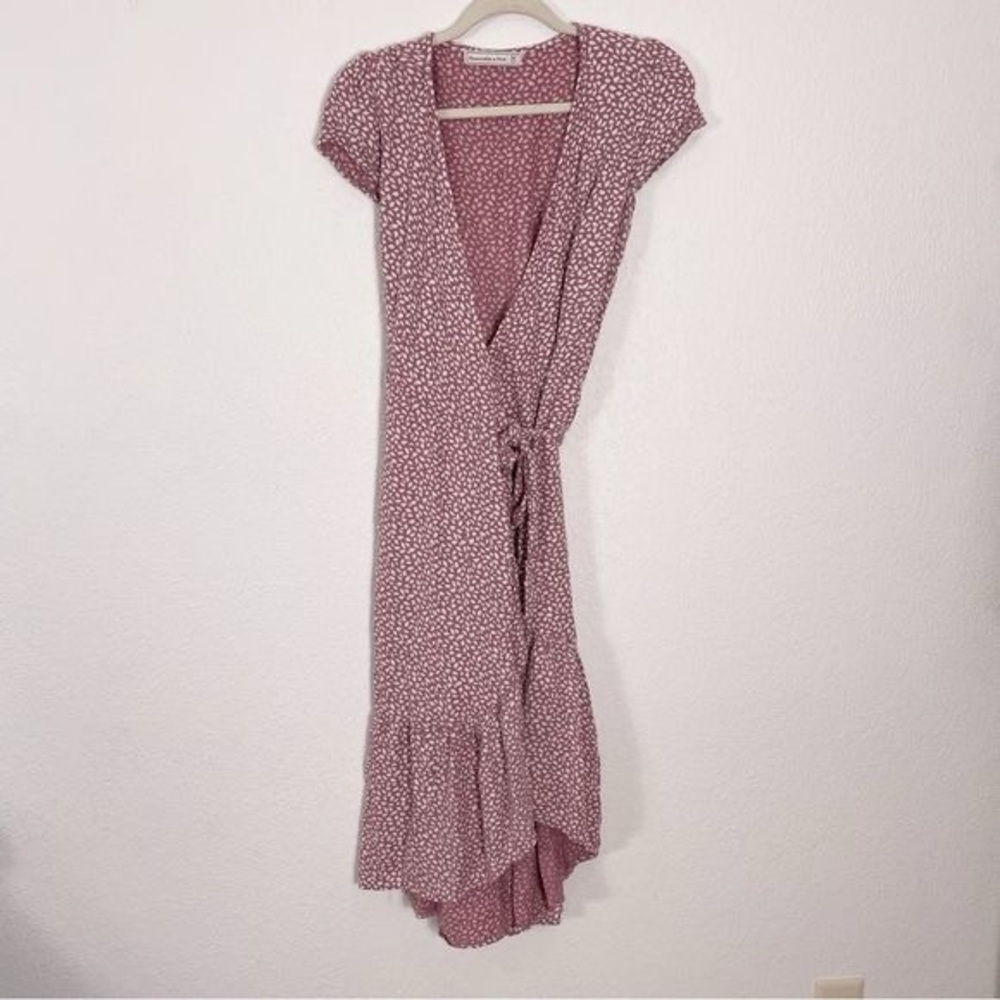 Abercrombie & Fitch Pink Patterned V Neck Short Sleeve Wrap MIDI Dress